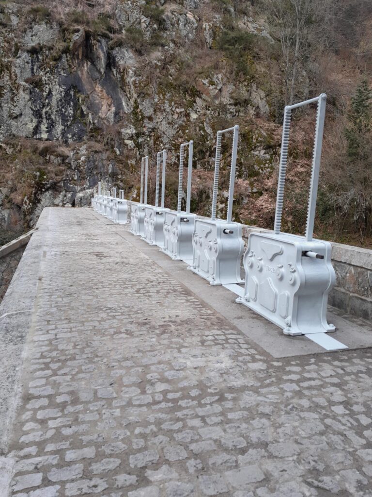 Pont en pierre - Vantellerie Gouffre d'Enfer